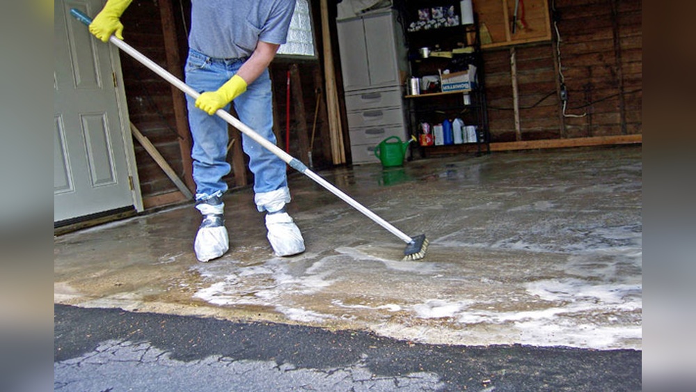 How to Clean Garage Floors