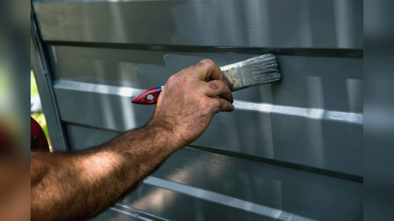 How to Paint an Aluminum Garage Door